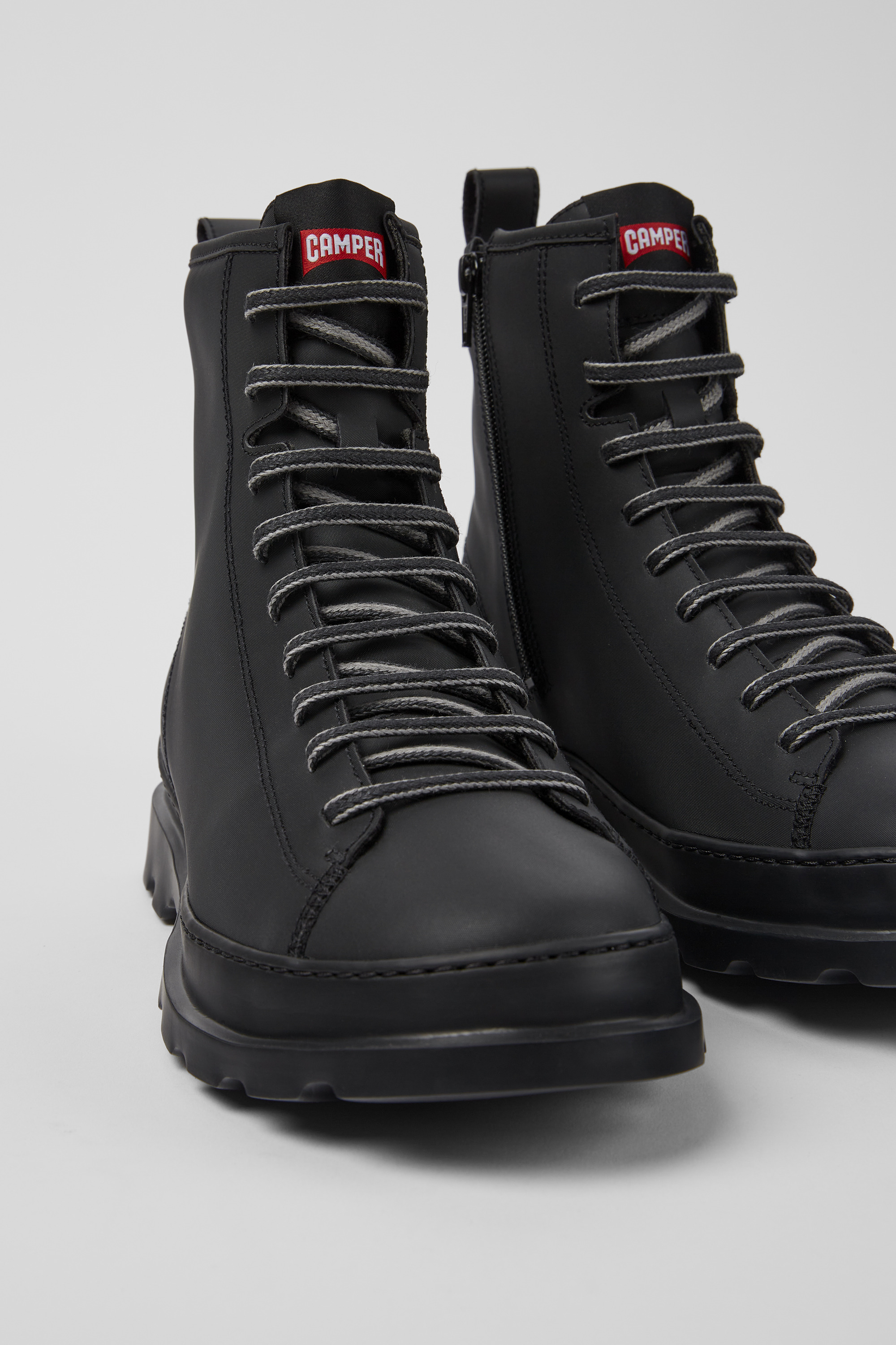 Brutus - Black boot for men with MIRUM top